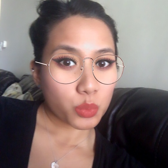 Meet your Posher, Christen - Picture 4 of 5